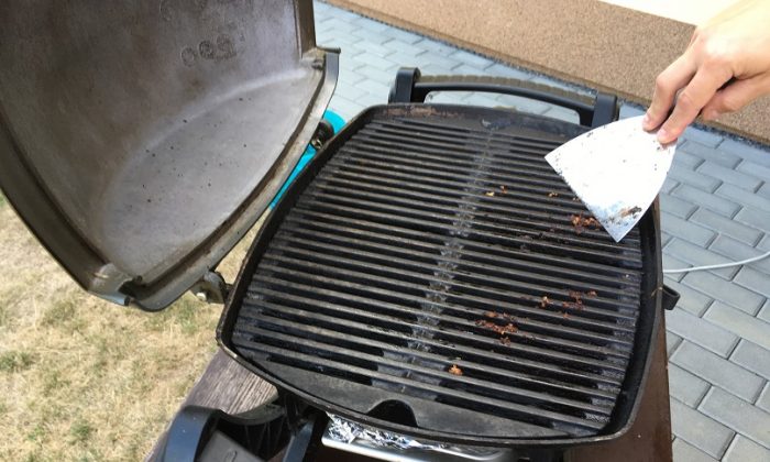 Čištění grilu