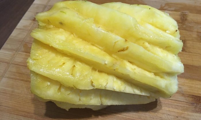 Okrájený ananas