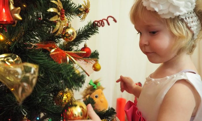 Vánoce, slavnostní stůl, Štědrý den, prostřený stůl, svátky