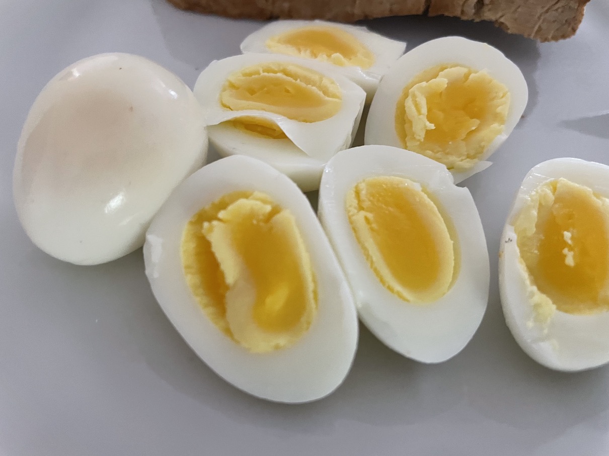 Vařená křepelčí vejce