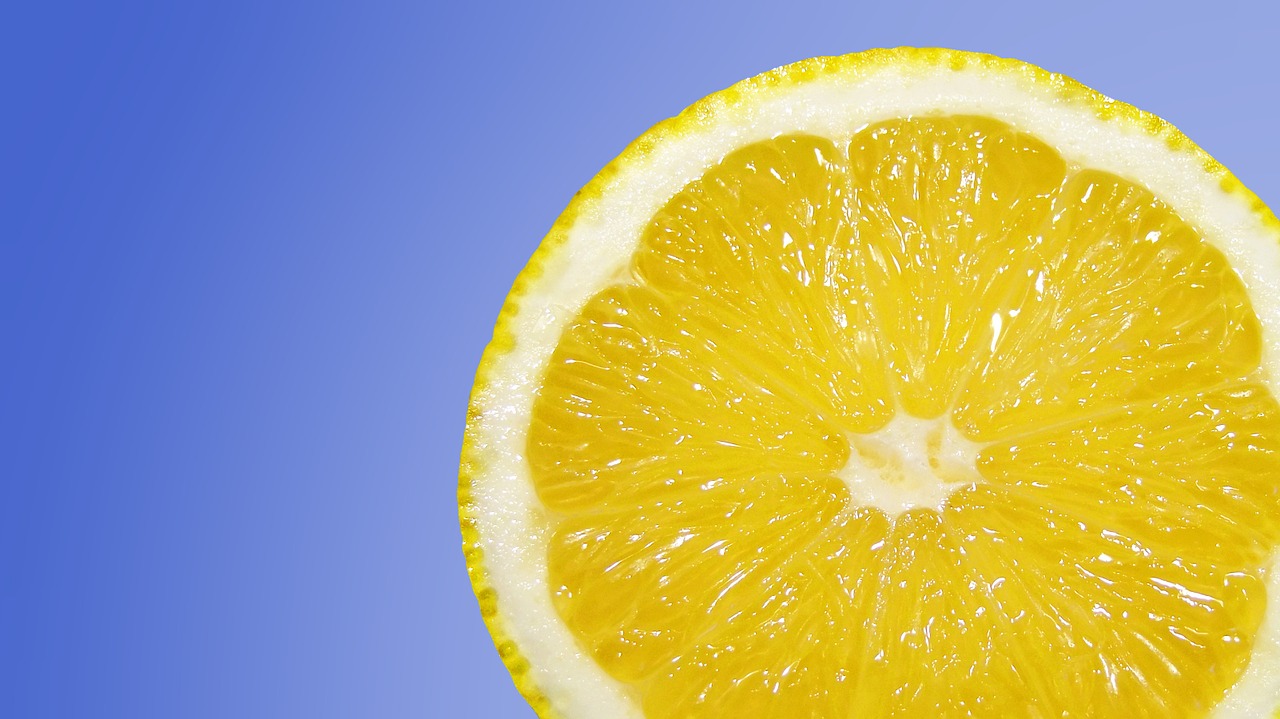 Citron S citronem nejdříve ukliďte, a pak ho použijte
