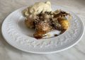 Zapečené nové tymiánové brambory s kuřecím a hořčičnou omáčkou