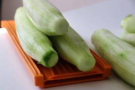 Okurková polévka, recept, léto, okurky, zdraví