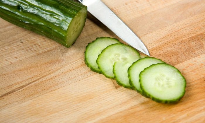 okurková šťáva, vitaminy v okurce, hydratace těla, okurka na pleť, detoxikace organismu, okurka proti rakovině