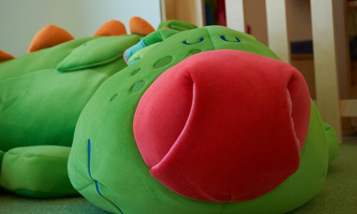 úložný prostor, multifunkční nábytek, vyvýšená postel, malý dětský pokoj, vertikální skladování