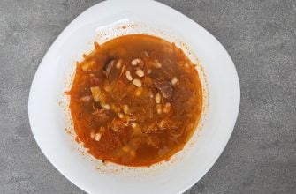 Valašská kyselice s fazolemi