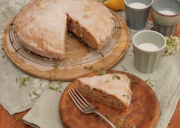 Cuketová buchta s citronovou polevou