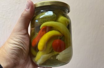 Zavařené papriky a okurky