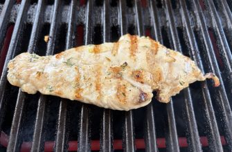 Kuřecí steak na grilu